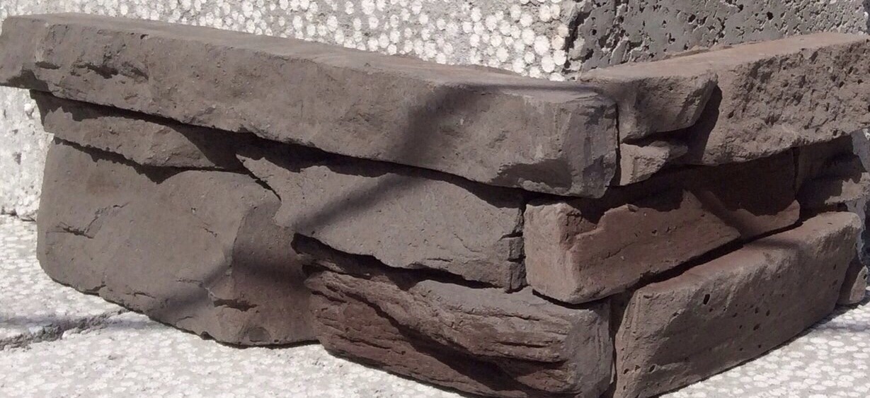 Декоративный камень 100x140x285 Миди угловой элемент темный шоколад